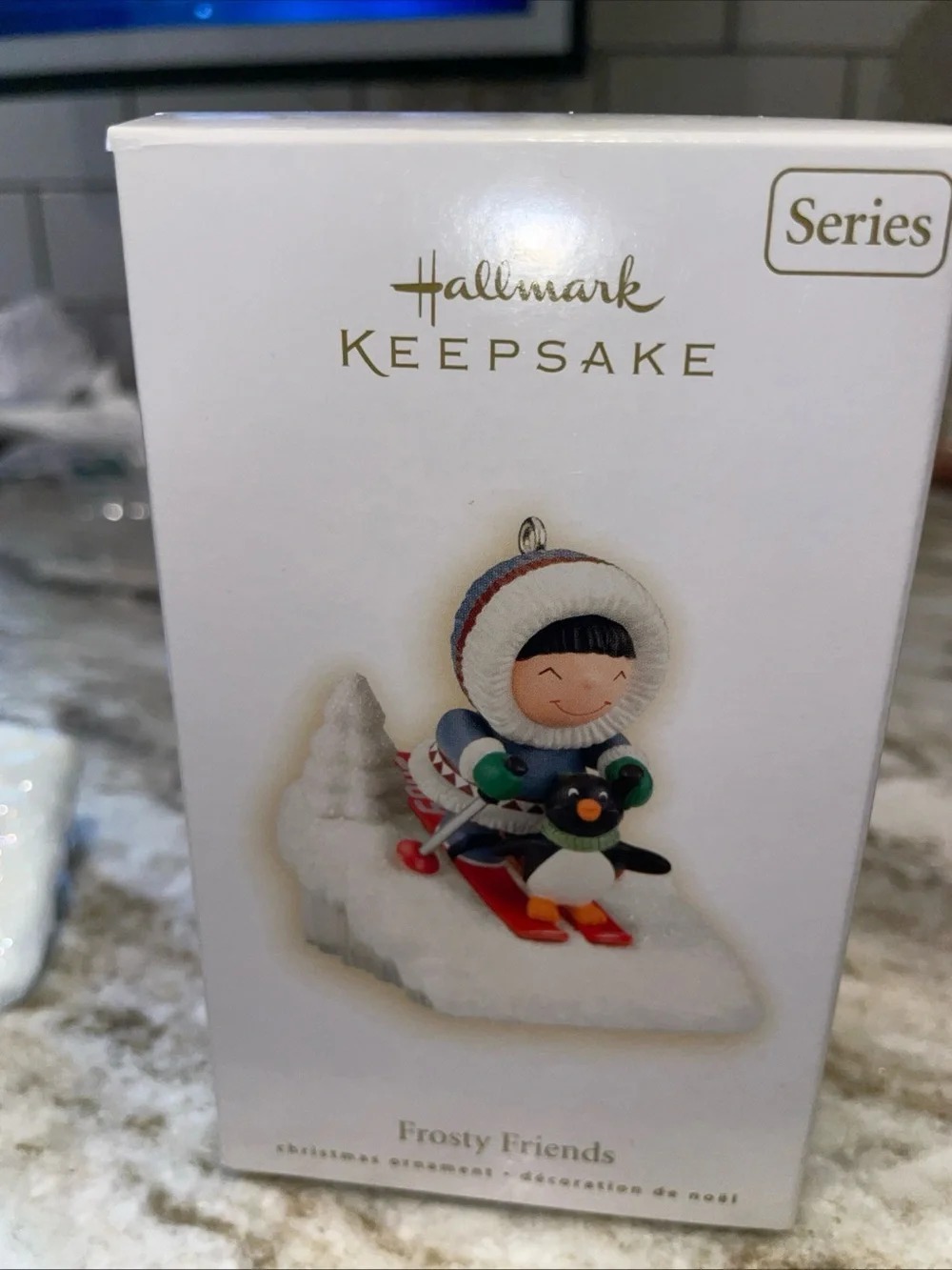 Hallmark 2009 Frosty Friends Eskimo Penguin Skiing Ornament #30 in Series IOB